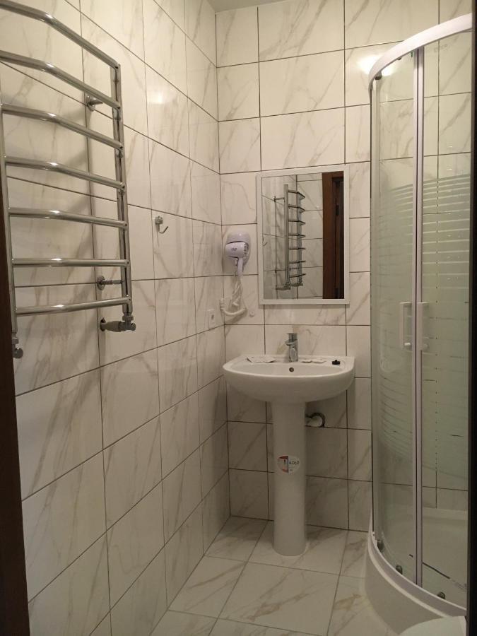 Hotel Rover Λβιβ Εξωτερικό φωτογραφία
