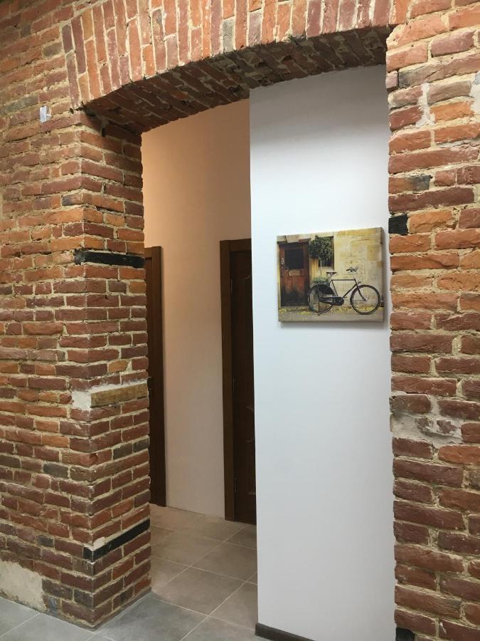 Hotel Rover Λβιβ Εξωτερικό φωτογραφία