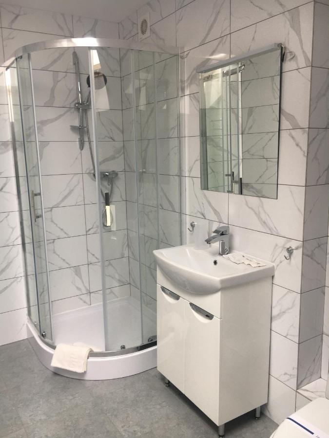 Hotel Rover Λβιβ Εξωτερικό φωτογραφία